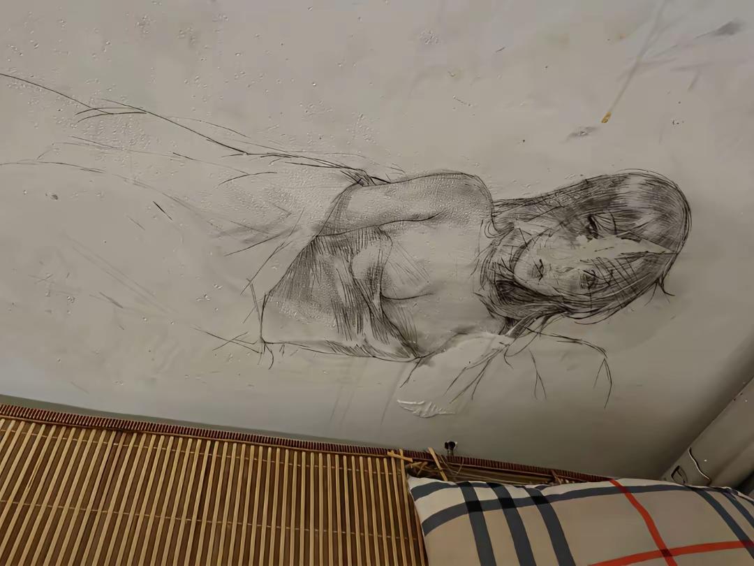 这是上一个房客留下的。挺好，接着用。