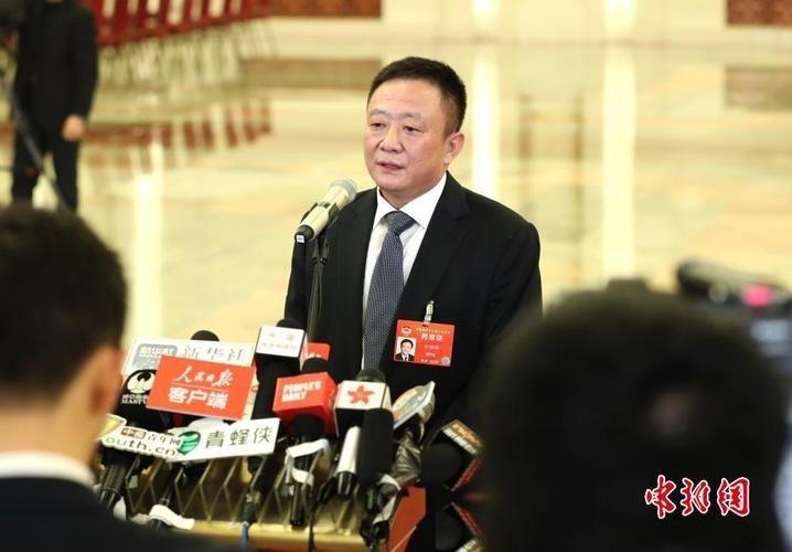 读官方通报，往往得咬文嚼字，但看孙绍骋的这份情况通报，字里行间没有半点客气。官方