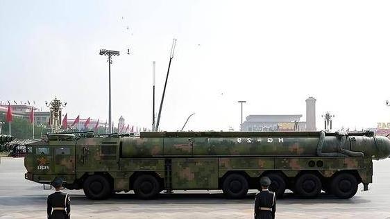 🔥震撼！红旗-29亮剑，美军核梦碎西太！美军内部报告彻底炸锅：红旗-2