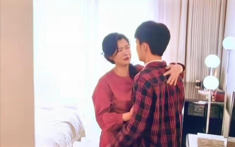 追剧《我的山与海》郝倩倩母子相见这一幕，我看了有一种异样的感觉。刘