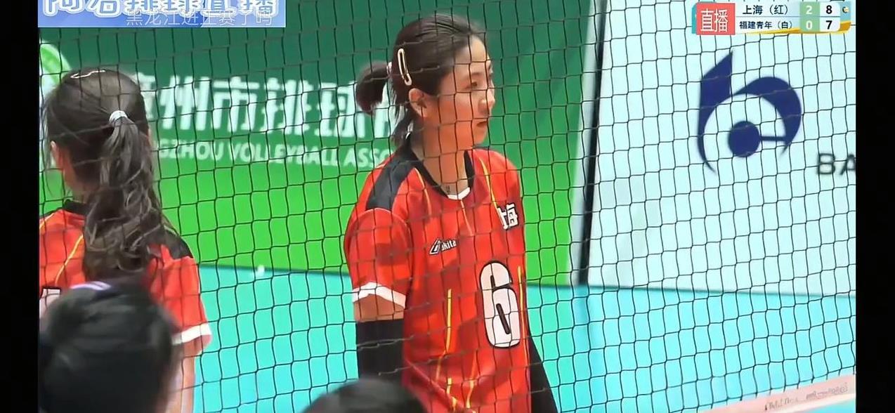 “晟育杯”上海女排3-0胜了福建青年女排。上海女排仲慧没有上场，高意背飞可以当