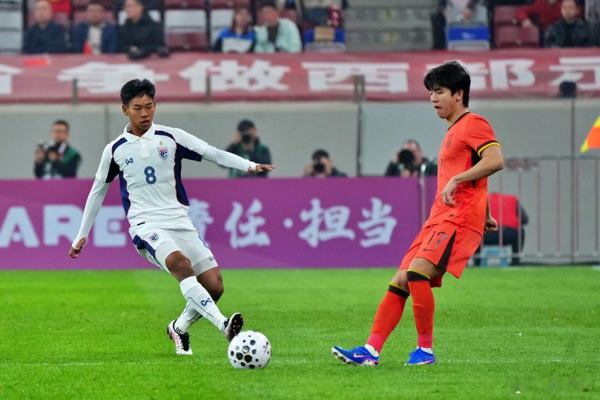 国足U23国足亚运会国足安东佳一再度携手U23国足集训兼顾亚运与奥运中