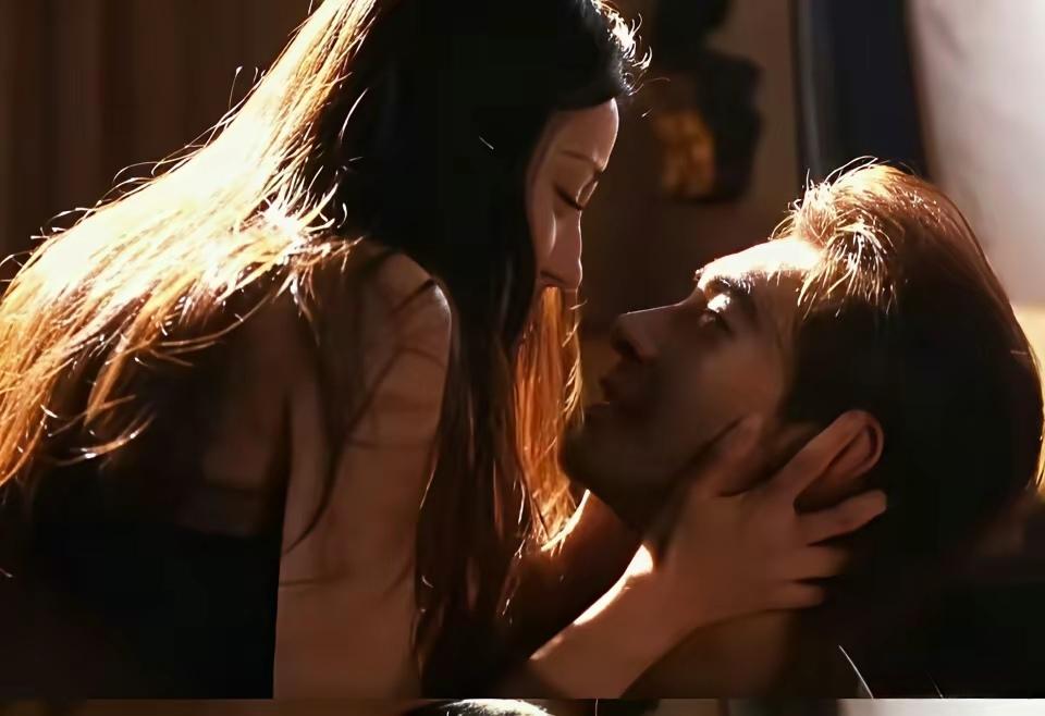 [吃瓜]大家都忽略了一个问题——《枭起青壤》的故事线，突破了传说中“建国后不