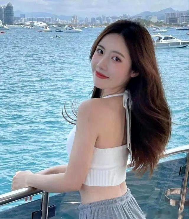 一位资深股民痛批说：炒股三十年，只有今年股市最恶心，以前爆涨有钱赚，爆跌有机会，