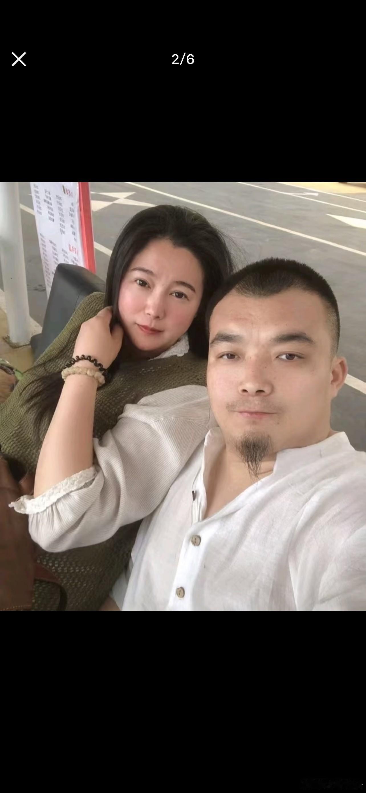 于娜晒出了她的结婚照，老公已经去世，享年32岁！于娜，曾是2000年新丝路模特