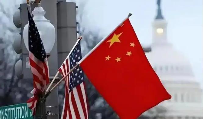 中国076舰电磁弹射震撼全球！六代机双飞首秀改写空战规则，人民币国际化重拳出击美国霸权