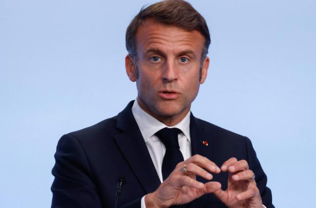 法国总统马克龙在爱宫驻外使节年度会议上一番话，直接把国际舆论搅得天翻地覆！马克龙