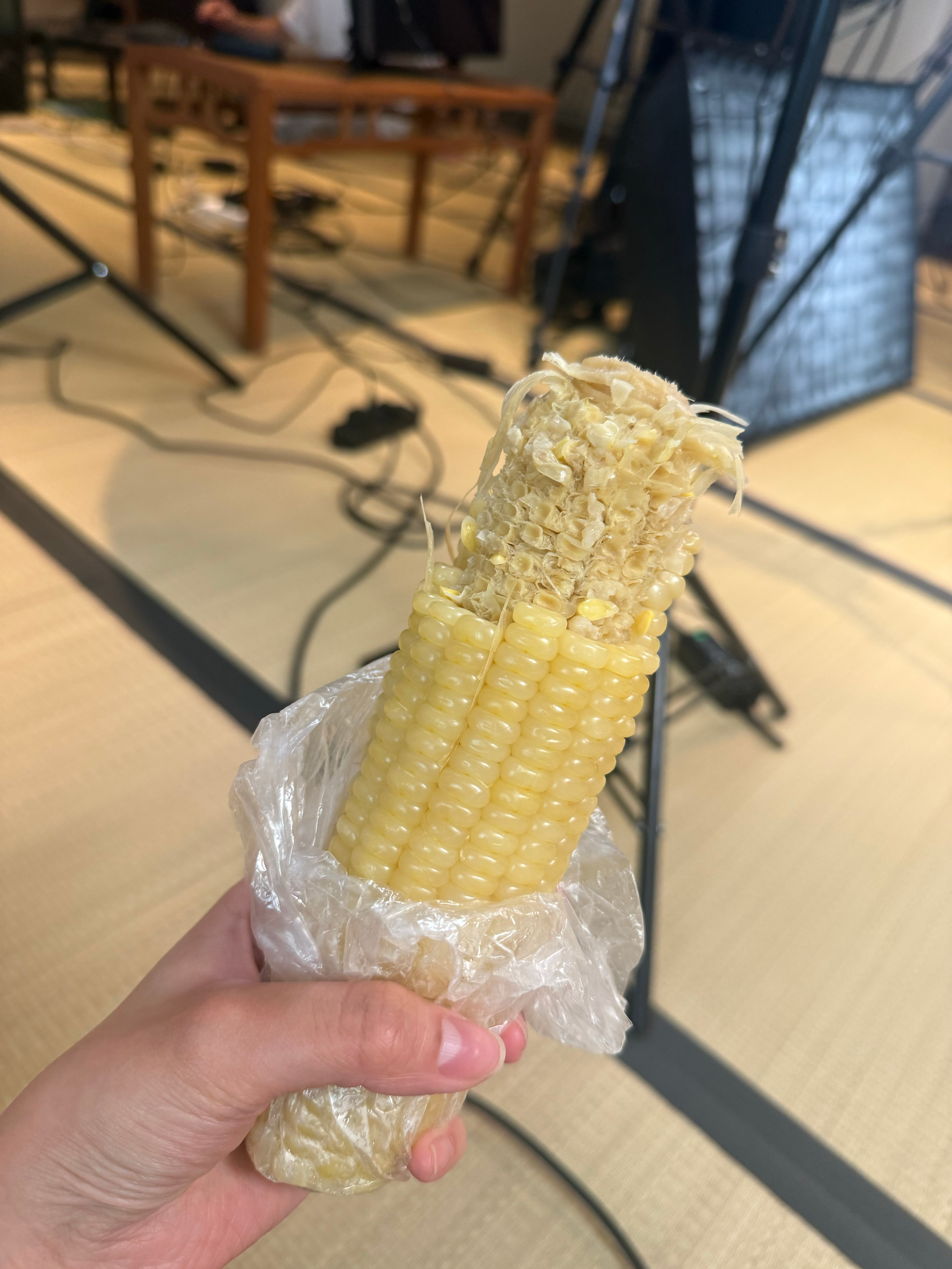 连着三天只睡了三个小时已经开始上钟！