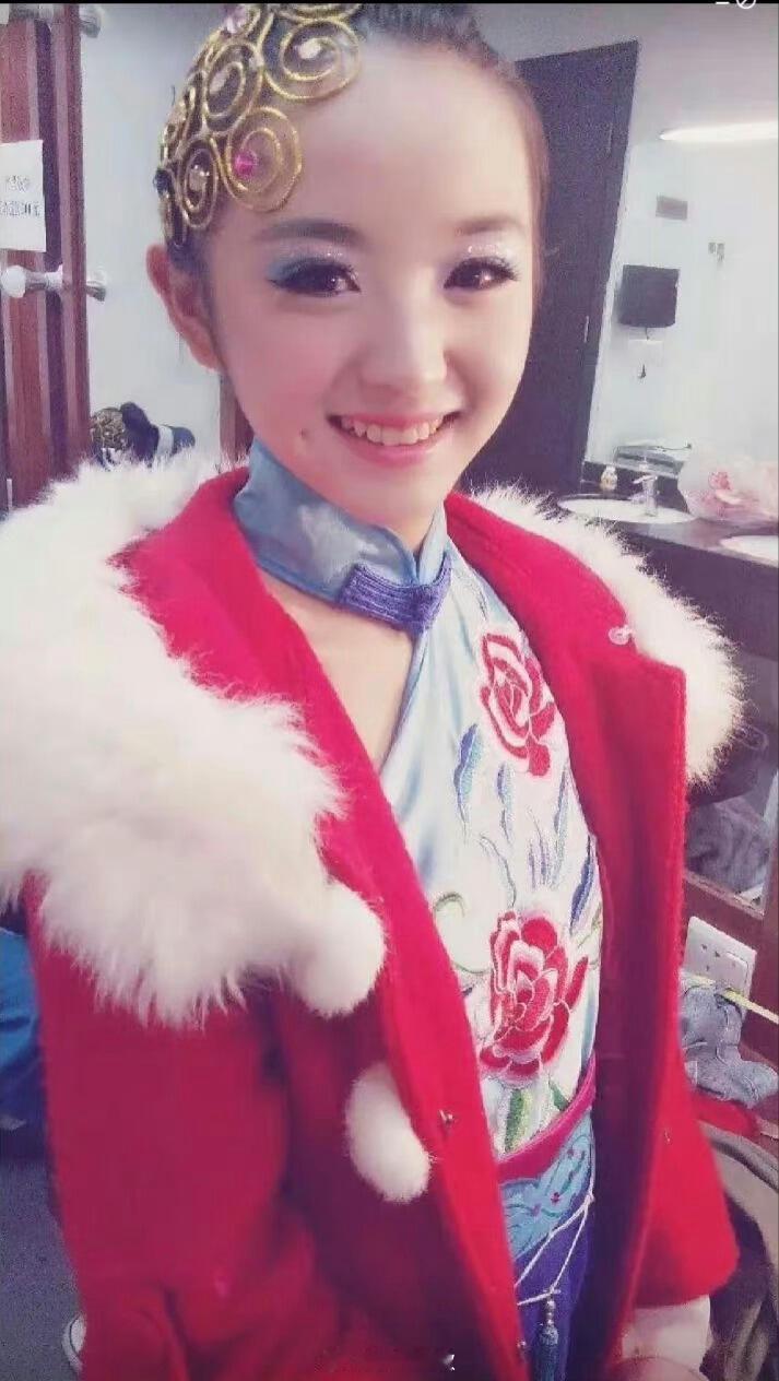 田曦薇从小美到大(早期图)