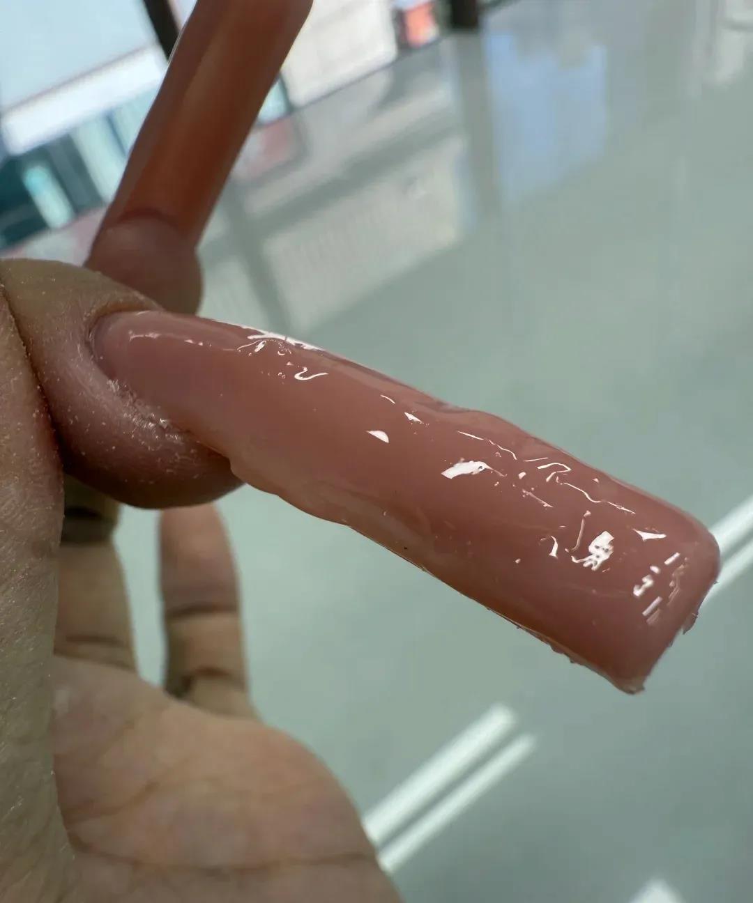 真的生气了美甲师把我的指甲做成这样