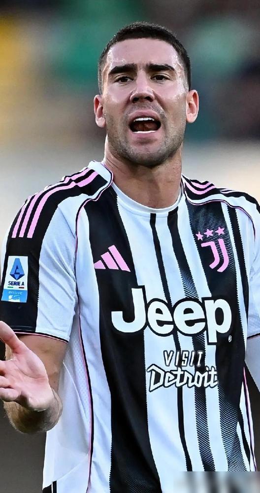 【米兰动态，大菲尔是米兰冬窗的过渡，真正目标是夏窗签弗拉霍维奇】米兰冬窗签菲尔