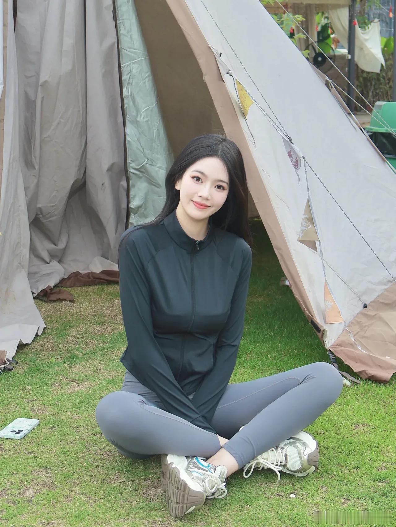 周末爬山不如露营