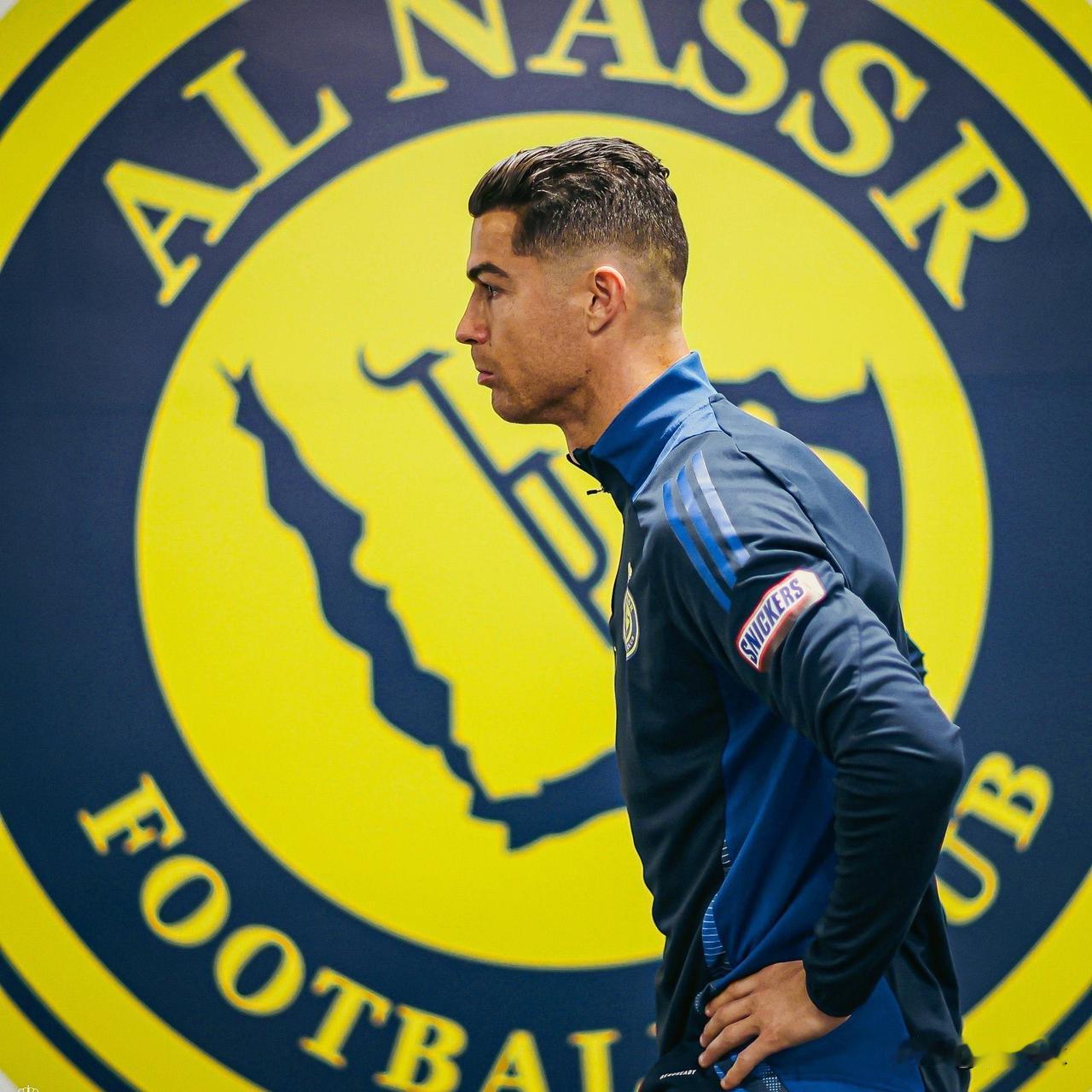 球迷协会：C罗缺席联赛属于俱乐部内部问题，外界无权干预！据社交媒体显示，利