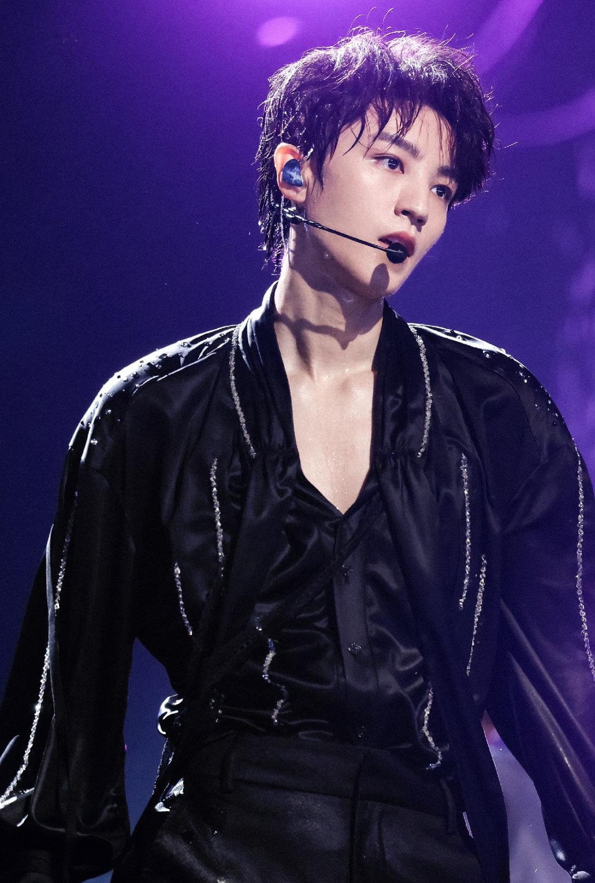 Top五小登和祖师爷合照了！好权威的族长王俊凯，祖师爷的含金量还在不断上升！