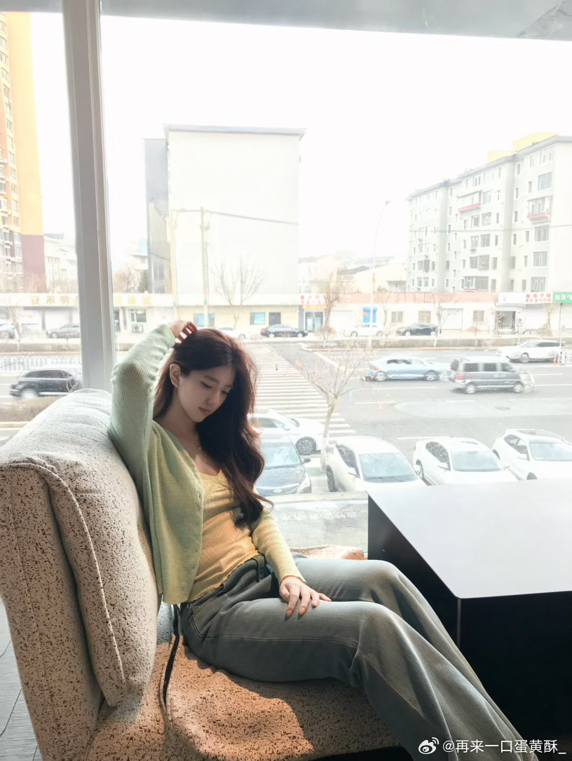 人生是三万万繁花与春山，抬眼都是好风光