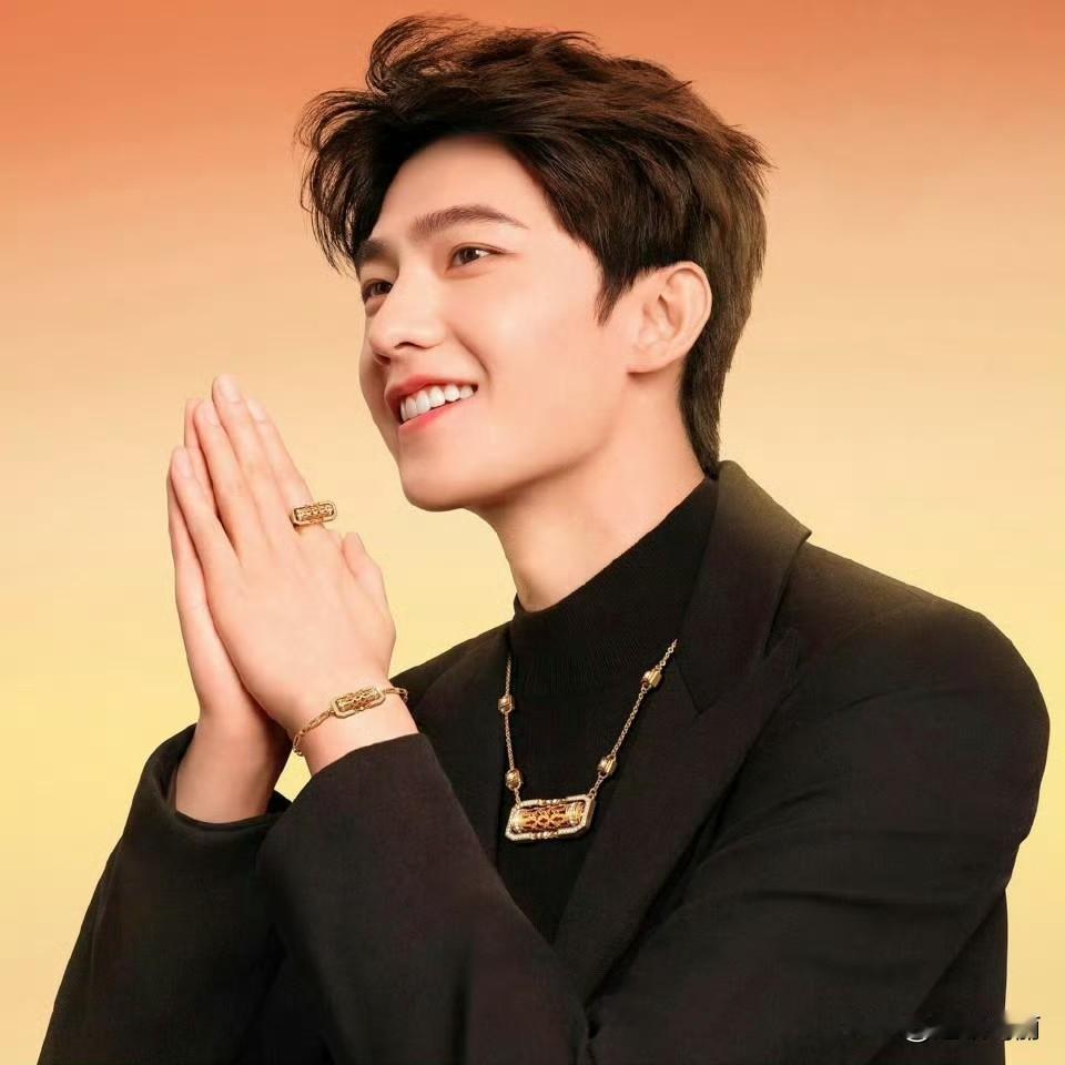 周大福今年官宣杨洋为全球品牌代言人，就觉得野心不一般，果然看到说周大福今年的目标