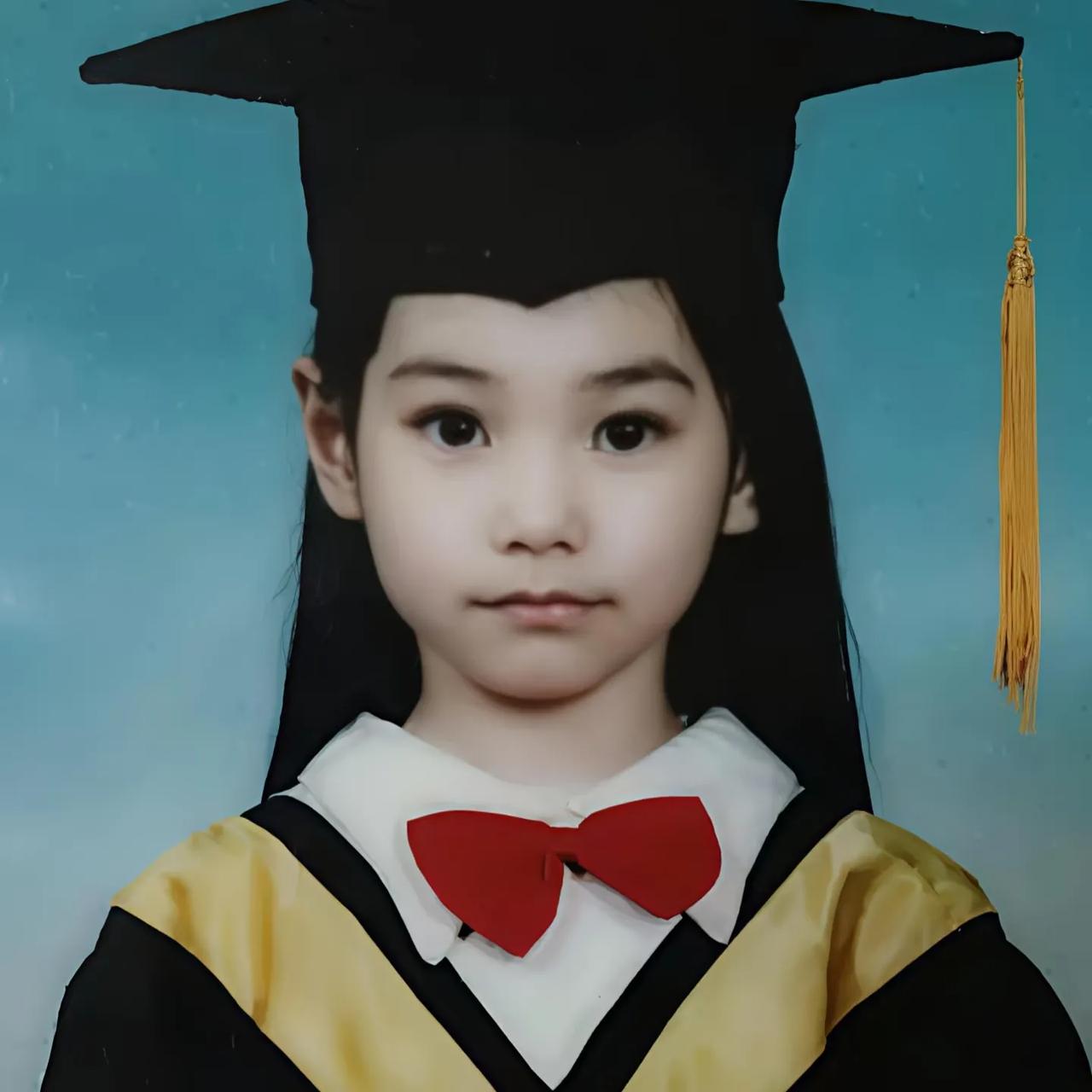 汪小菲妻子马筱梅童年，一张罕见的留影，家境优越，从小美到大，她是被富养的小公主