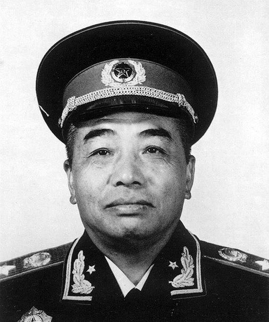 杨尚昆同志曾有一句极为深刻的论断：有些人把彭德怀当成“一介武夫”，是极其肤浅的误