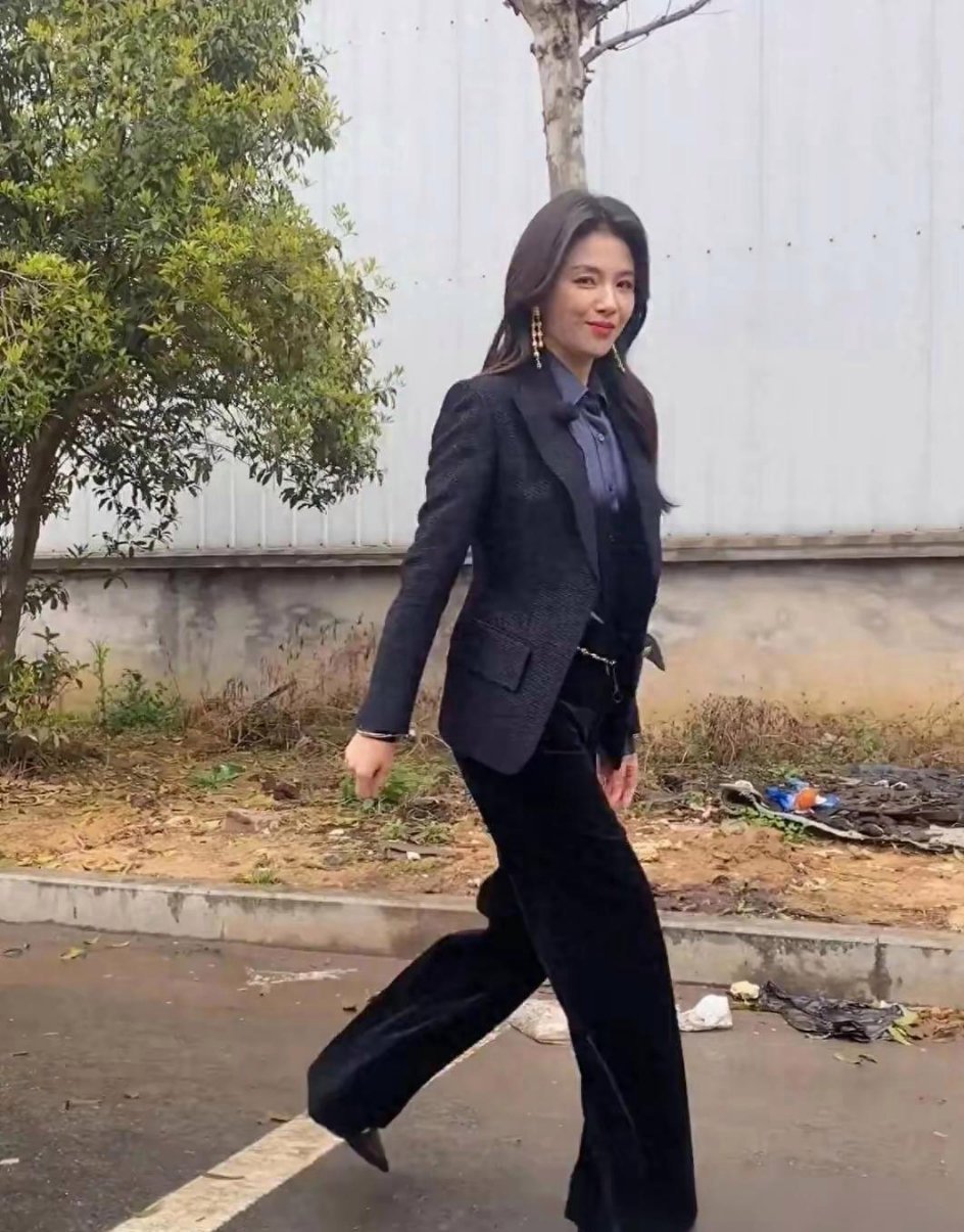 47岁的刘涛这个状态你给几分​​​