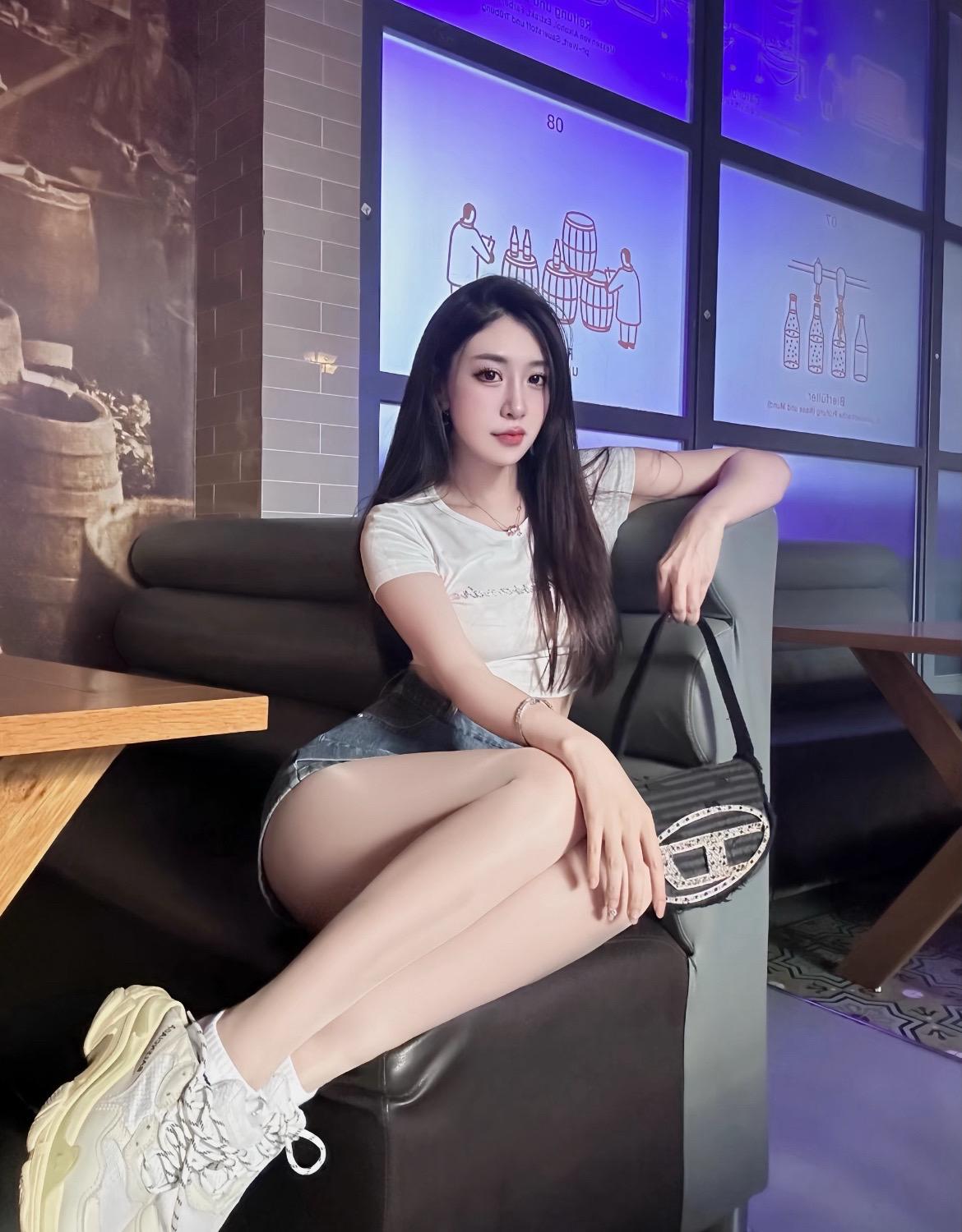 好看有什么用生日不还是一个人。