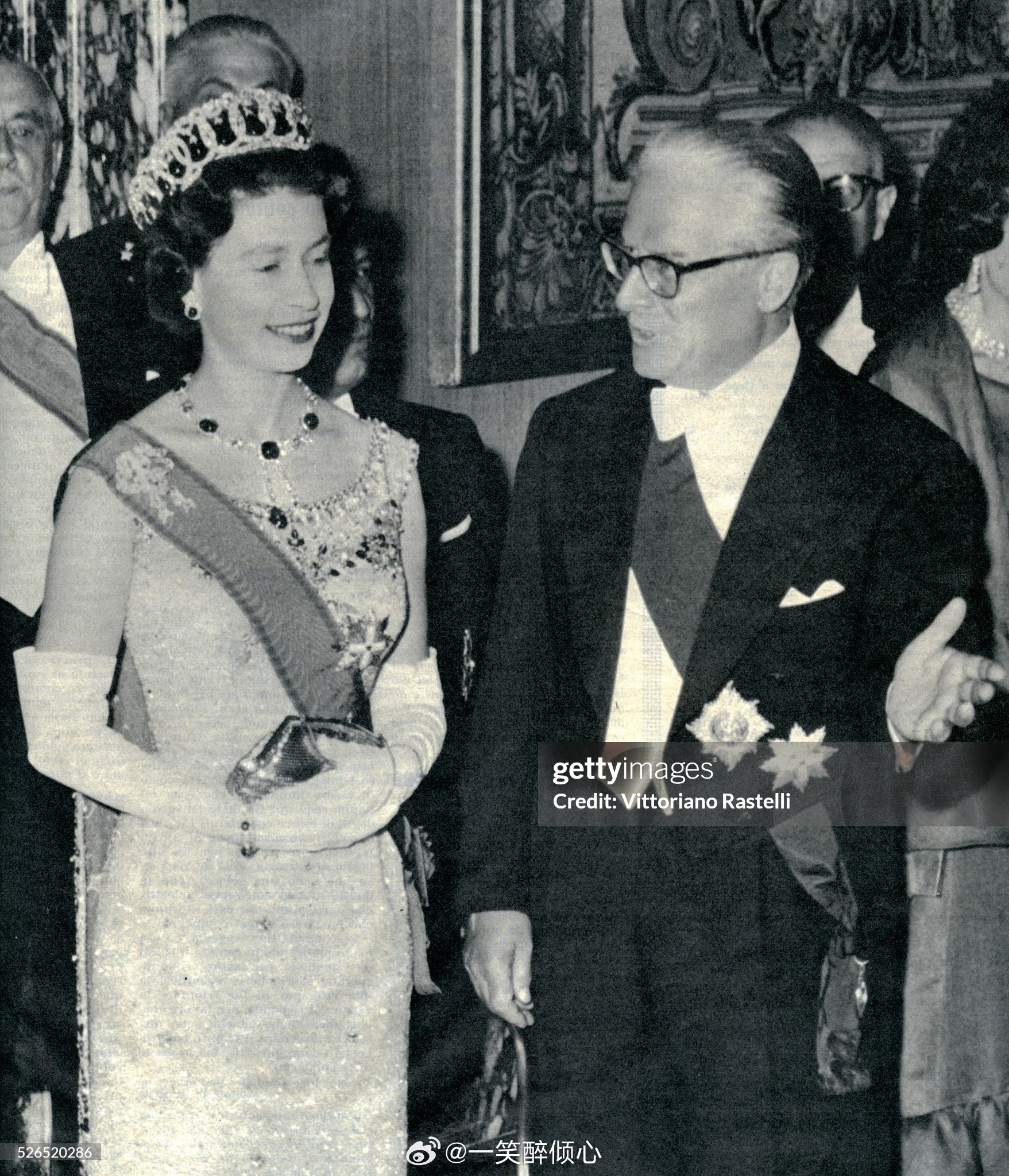英国王室1961年5月2日，伊丽莎白二世女王和爱丁堡公爵菲利普亲王在意大利罗
