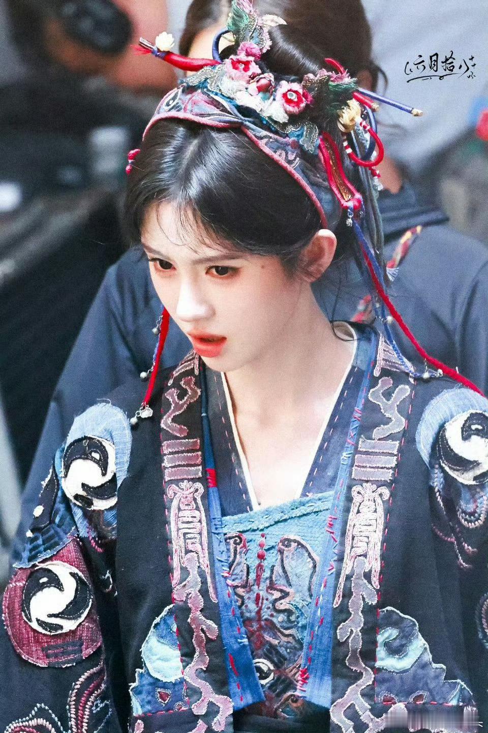 鞠婧祎《来战》新造型像个小手办！好漂亮的阿黛！​​​