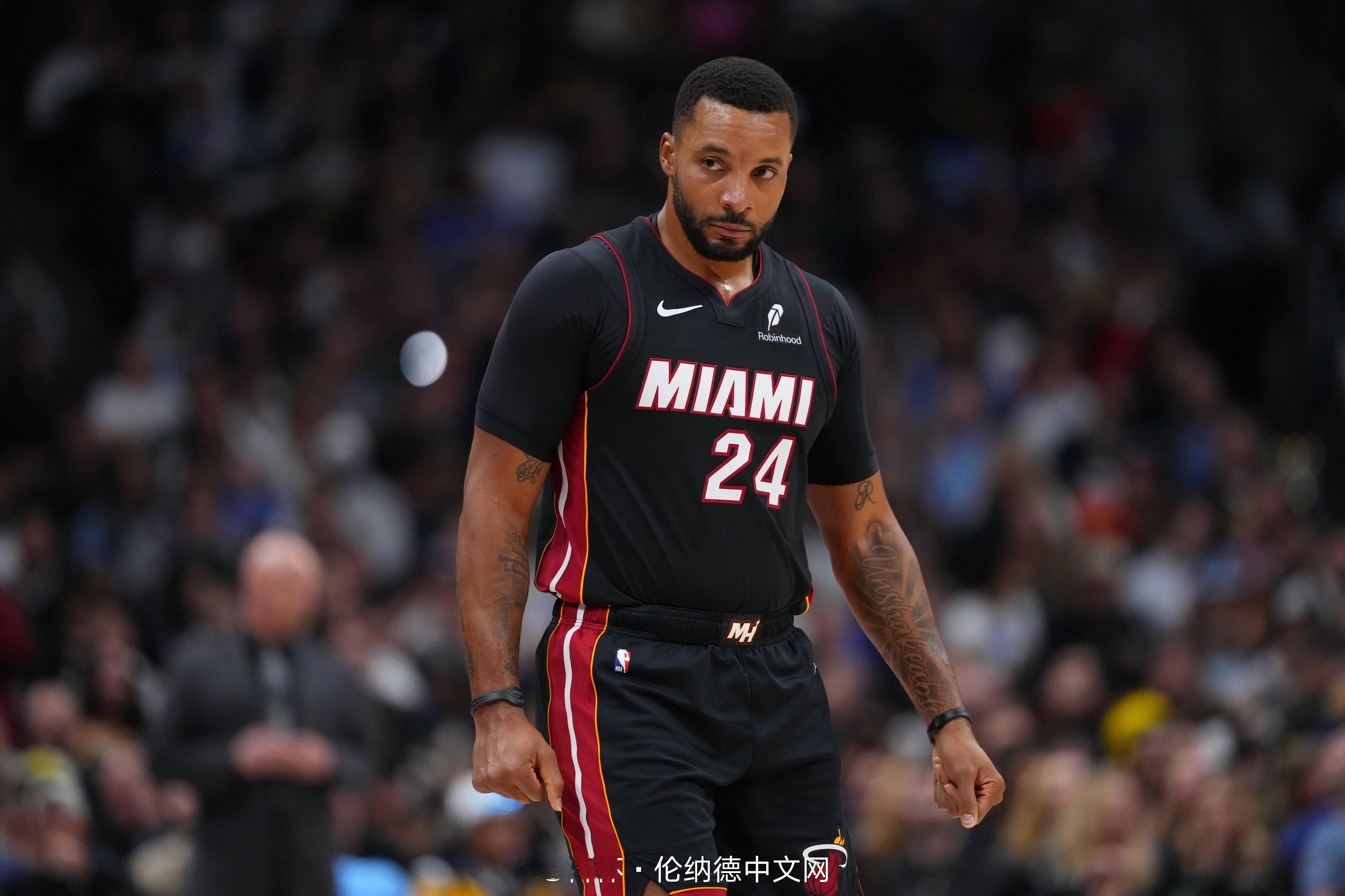 追梦格林：“快船￼交易鲍威尔的真正原因，是大家都在竭力避开第二土豪线。这很合理。