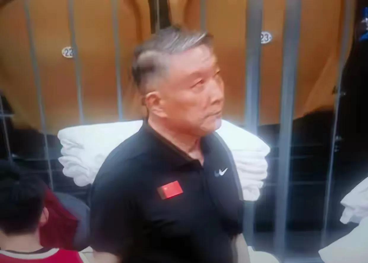 如果不是韩旭，杨舒予等几名老队员表现出色，中国女篮的热身赛输赢还真不好说。双塔