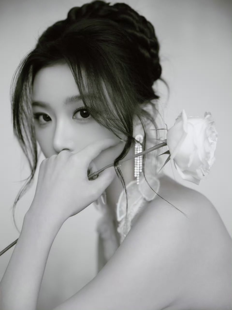 孔雪儿～～孔雪儿孔雪儿