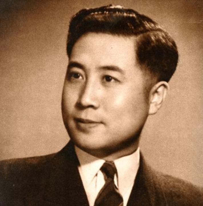 “军统局内有地下党！”军统头子戴笠闻讯震怒，刚要下令缉拿“内鬼”，但看到名字后，