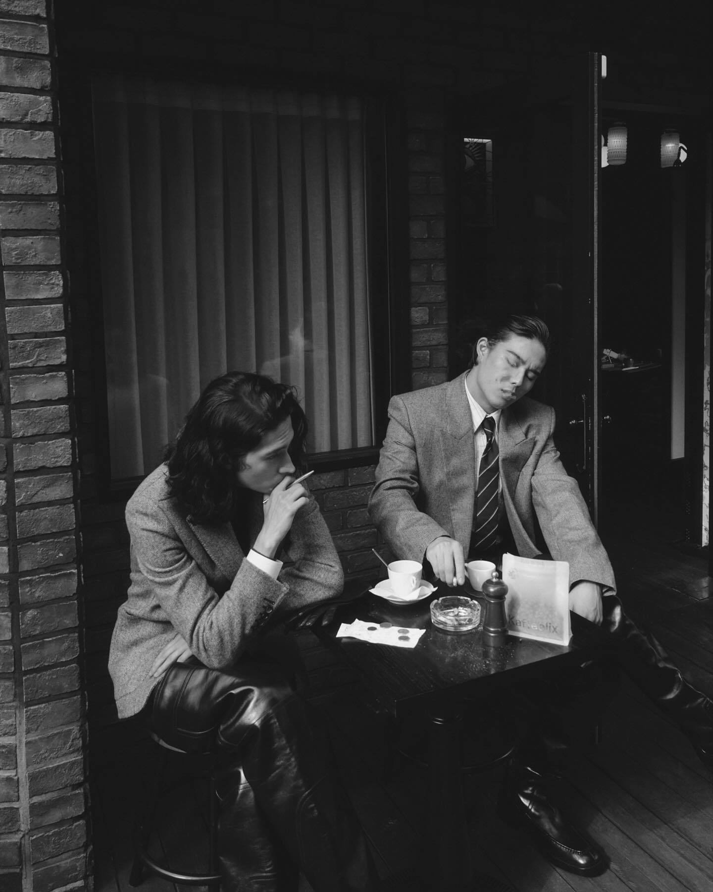 GQKoreaNovember2025无论男女装，圣罗兰与香烟的适配度是百