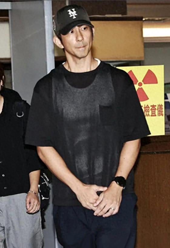 修杰楷当庭选择认罪，一件错事，却要贾静雯默默扛下所有代价！好不容易熬过坎坷的上