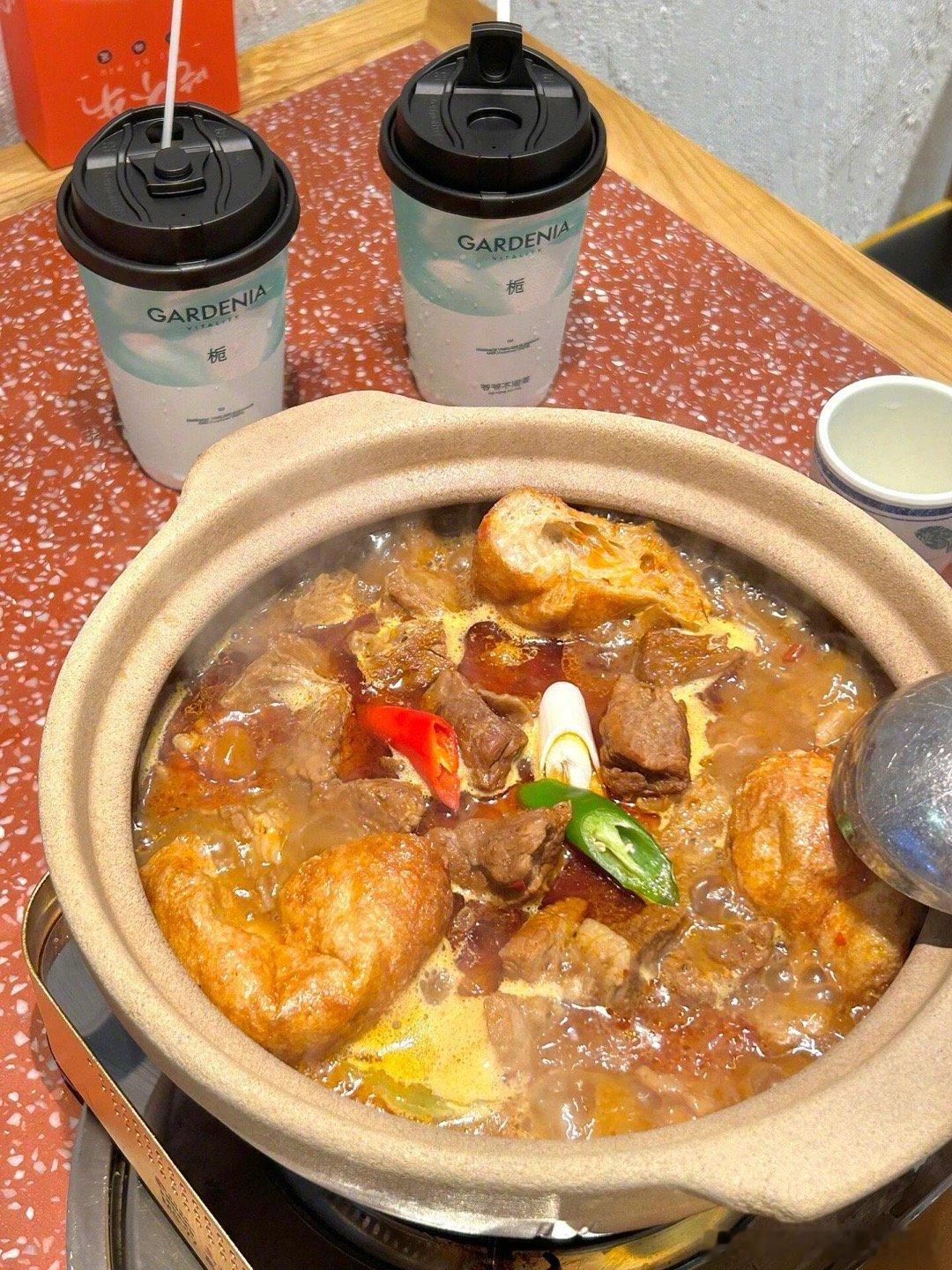 幸福就是要大口炫进嘴里✨🍻