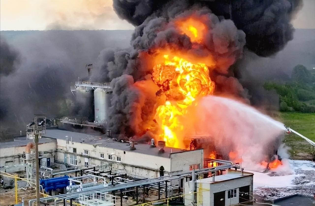 俄军又出手了！对乌克兰的能源设施发动了新一轮大规模空袭，一顿猛轰之后，乌克兰全国