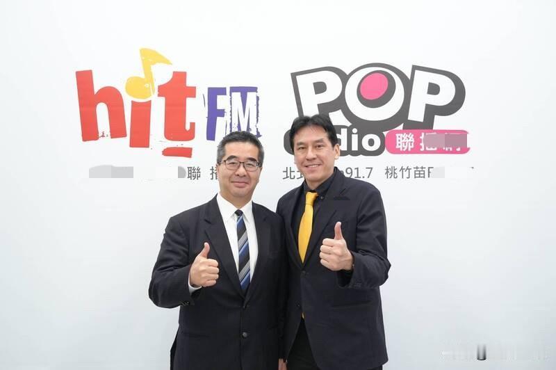 黄暐瀚喊“不屑与蓝为伍”萧旭岑是不是该表态了？针对媒体人黄暐瀚昨天（14日
