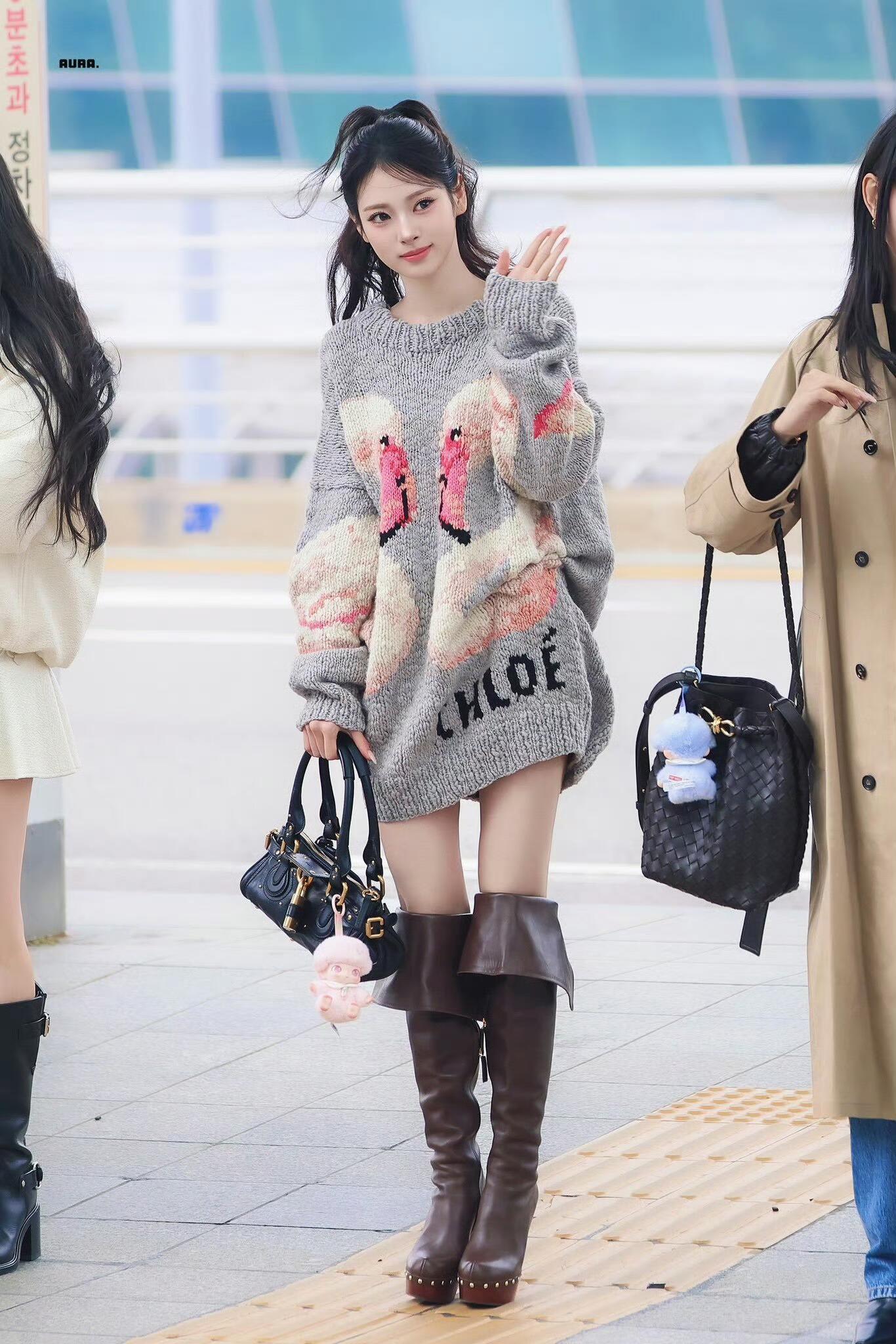 田中杏奈比马尾辫还窄的小脑袋…..💕