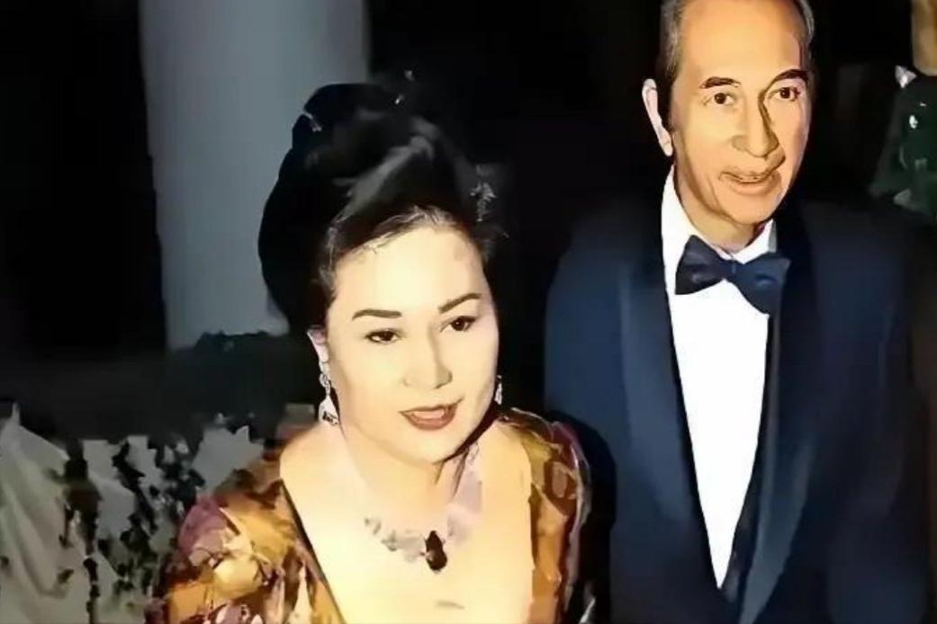 赌王二房看似“断香火”，实则赢麻了。谁能想到，当年拼命争家产、执着香火传承的