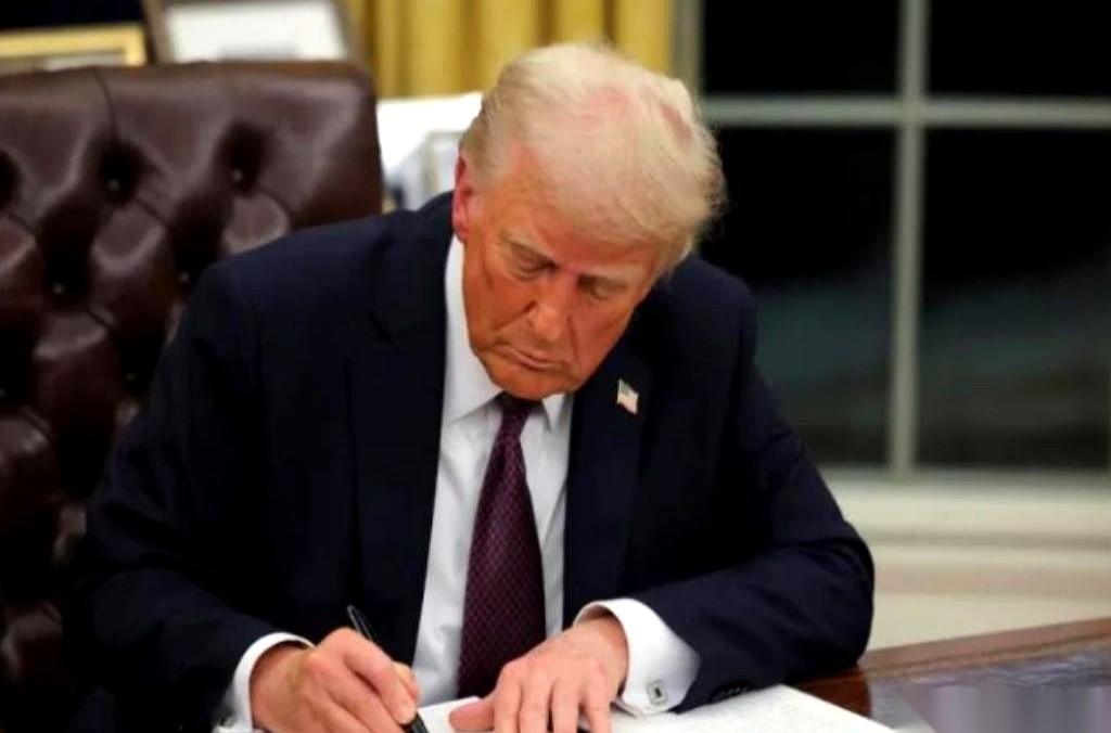 美国联邦通信委员会，刚扔出来一个提案。一刀切，禁止所有中国实验室，给准备进入美