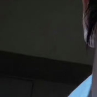 “我猜着你的心要再一次确定遥远的距离都是因为太过聪明”