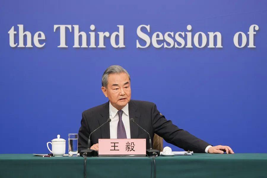 既然给脸不要脸，那就彻底把脸撕破！王毅挑明态度：从今往后，再无“中国台湾省”之外