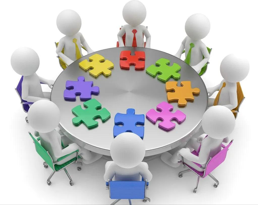 教学研讨会上，有的老师提出了没有时间让学生读推荐书目，有的教师提出家长不配合，不