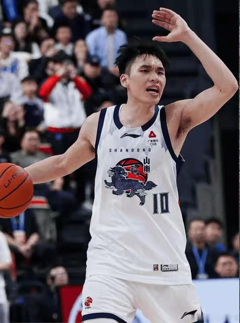 曝山东男篮接近签奥莫特山东男篮接近签下奥莫特夏晓司权威爆料！山东男篮外援引援落地