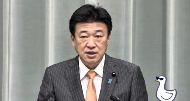 日本内阁官房长官木原稔10日在记者会上发表了一番惊人之语，他说，中国的军用飞机与