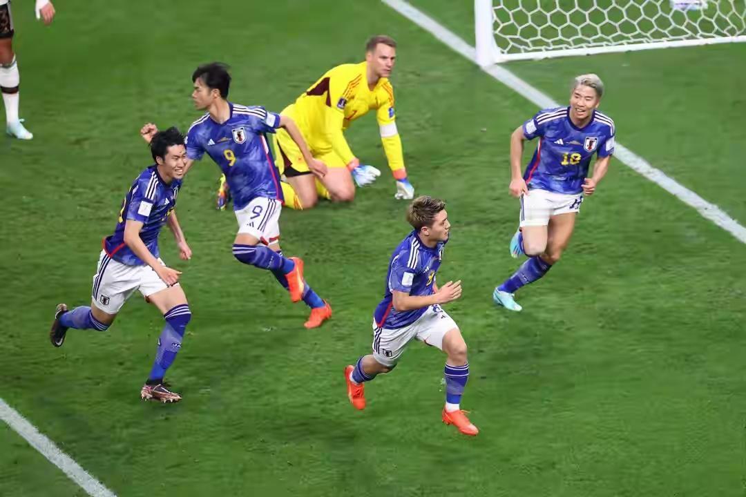 日本男足的高光时刻，国足什么时候可以实现……？1：2010年，日本1-0阿根