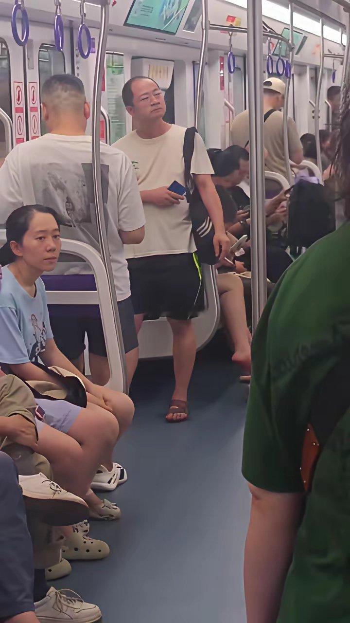 谢贤前女友CoCo今昔对比外貌变化真是太大了是因为她失去了什么，使自己放松身材管