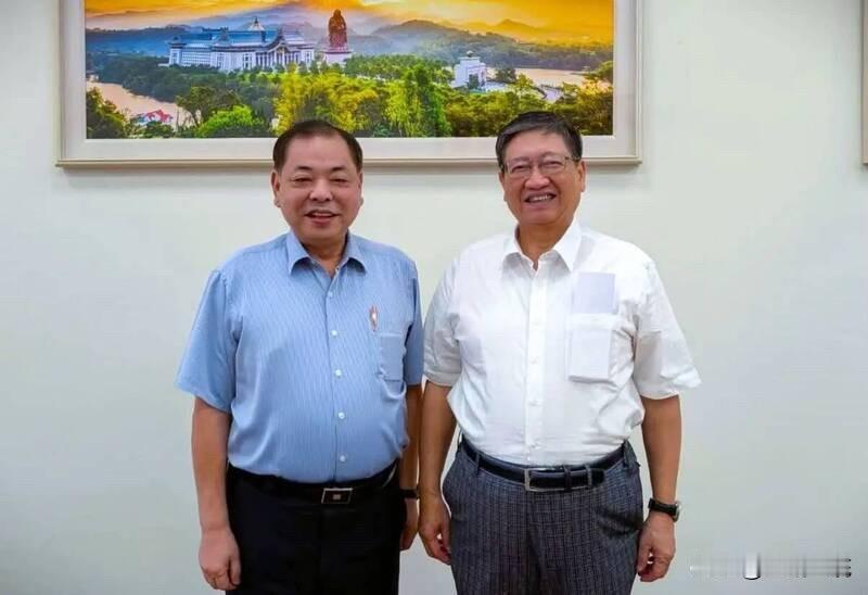 杨文科发文说团结陈见贤回应：真正的团结应基于尊重与诚信新竹县长杨文科昨晚在