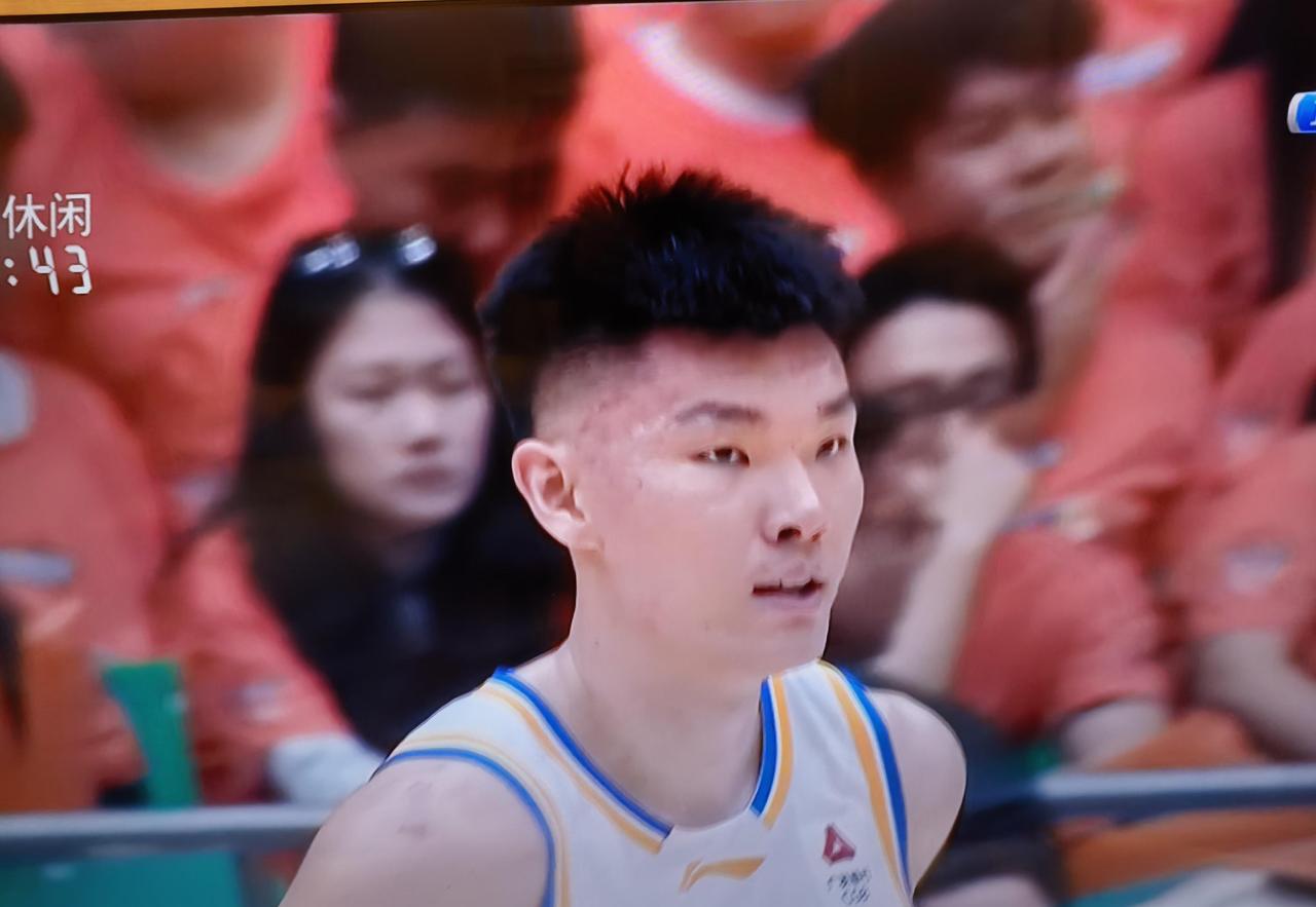 山东高速男篮还有脸吗？在主场惨败北京北汽！这场球看得人有点懵，明明是主场作战