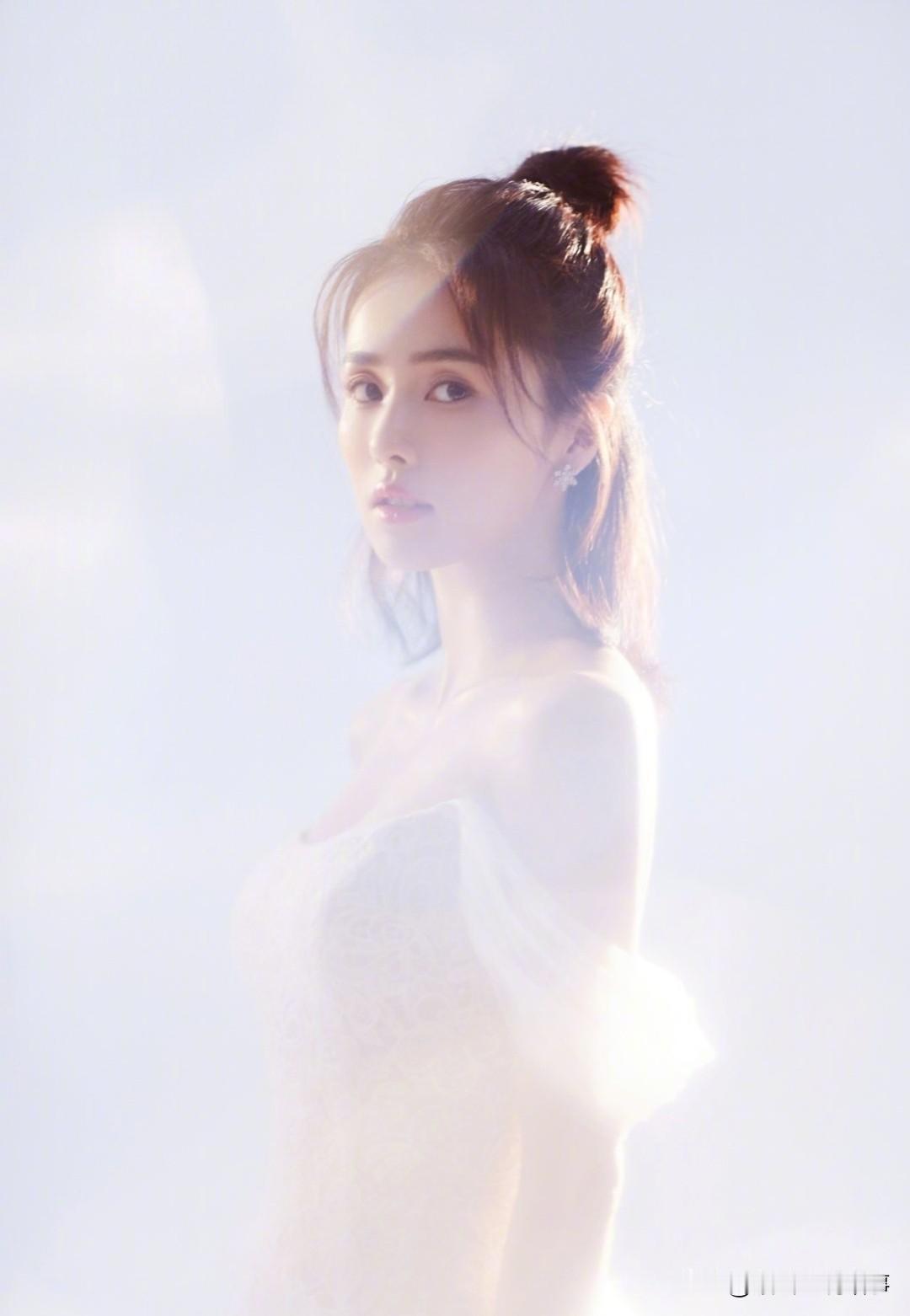 美若天仙的白鹿