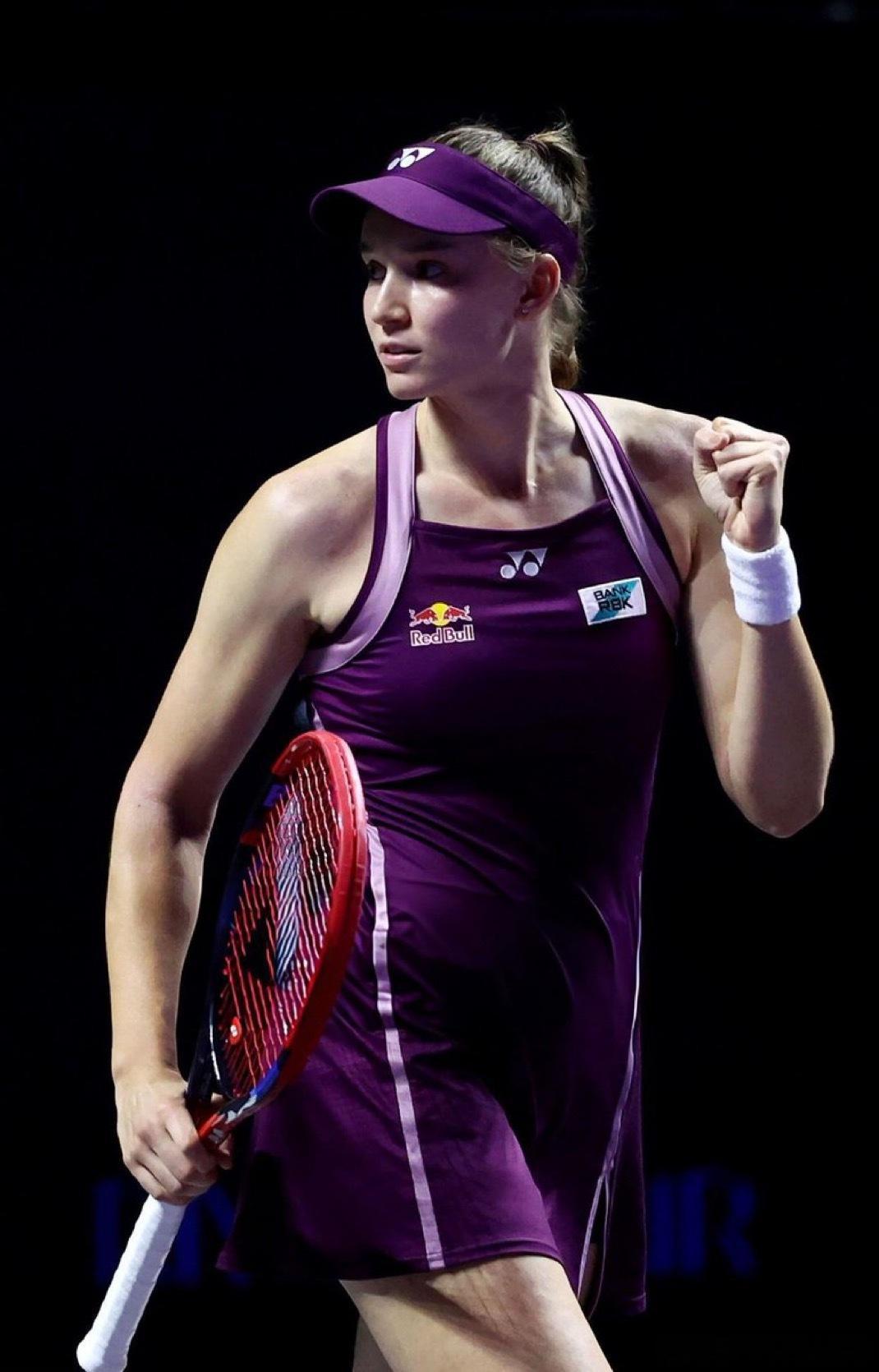 最好的莱巴金娜还未出现莱巴金娜6-46-4轻松击败亚历山德罗娃她已经获得了