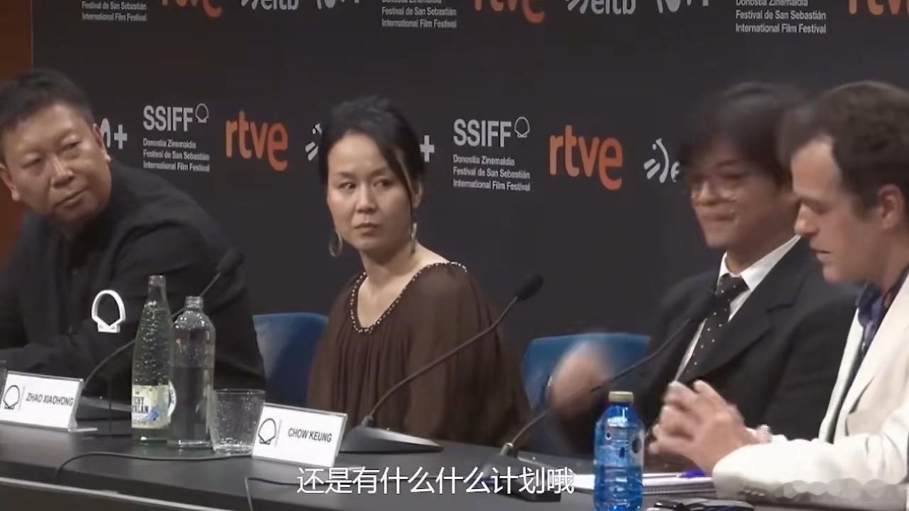 你竟敢质疑我？原来《监狱来的妈妈》海外发布会就有人质疑龙标是否过审，出品人沈芬，